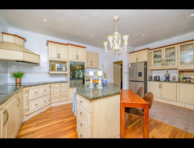 5 BEDROOM HOUSE FOR SALE IN WESTVILLE